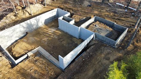 Poured Concrete Walls | Precision Poured Concrete Walls & Excavating