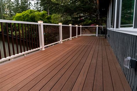 Spiced Rum Trex Decking with Composite Baluster Railing - 3 Brothers ...
