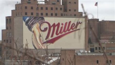Executive helps put focus on diversity at MillerCoors, and she's ...