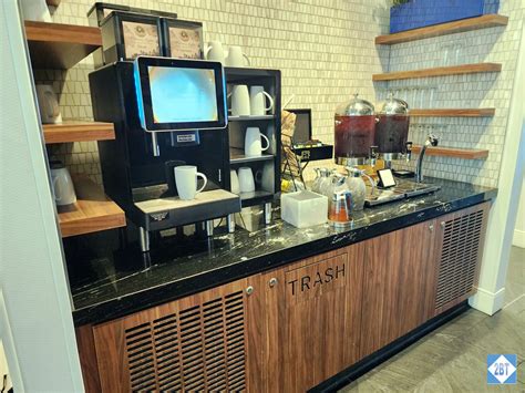 Lounge Review: The Club CLT and Centurion Lounge Charlotte Airport | 2B ...