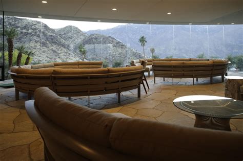 Column One: Bob Hope house in Palm Springs, long an architectural ...