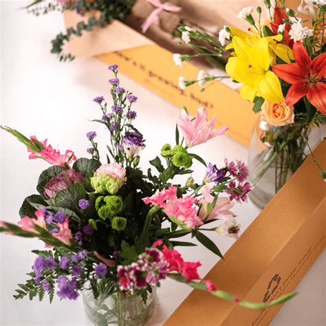 Gift a Flower Subscription – Simply Phoolish