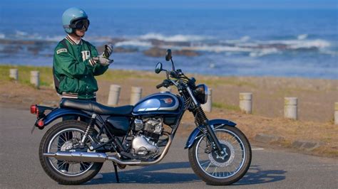 Kawasaki W230: 4 Facts About This Retro-Styled Motorcycle