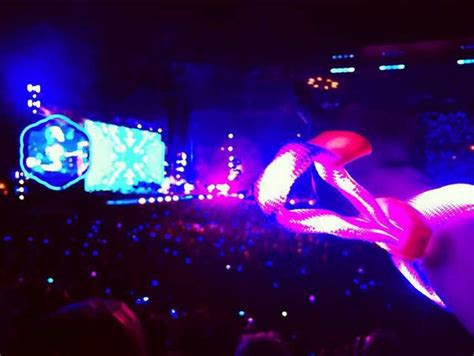 B-town celebs enjoy Coldplay concert | Femina.in