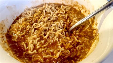 Skyline Chili over Ramen Noodles : r/shittyfoodporn