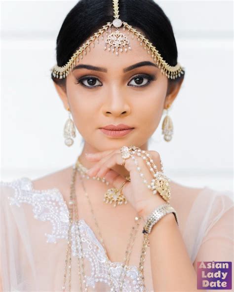 Mastering the Art of Dating Exotic Sri Lankan Women