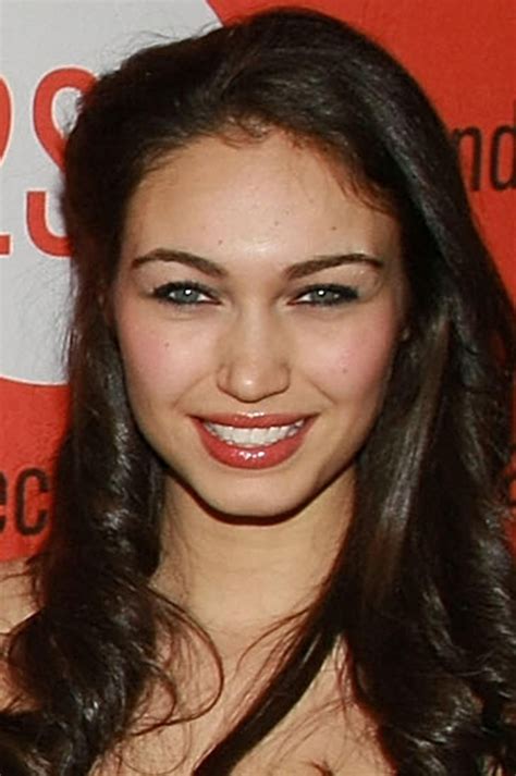 Pictures of Paloma Guzmán