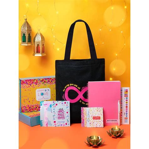 Buy Doodle Collection Black 6-In-1 Gift Set Online
