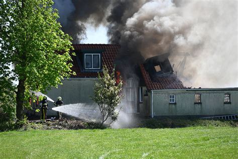 Brand in woonboerderij leidt tot grote inzet van hulpdiensten | 112-nu.nl