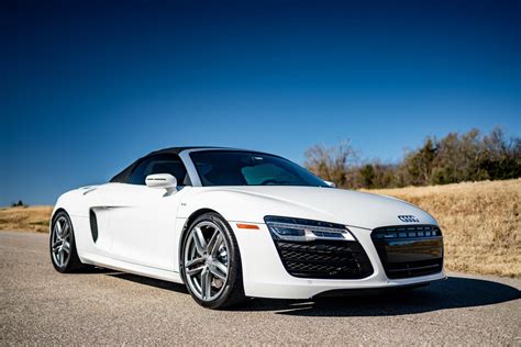 Audi R8 Spyder Matte White