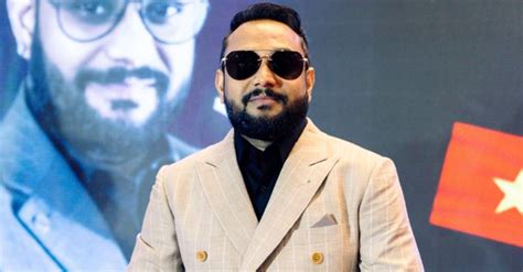 Blockchain Visionaries: Meet the Top 10 Billionaires Shaping the ...