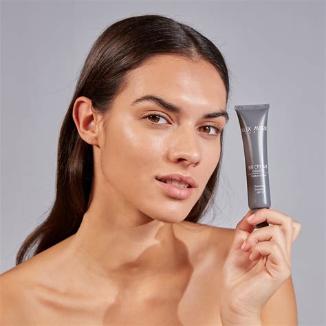 Best BB Cream For Oily & Dry Skin | Alix Avien – Alix Avien India