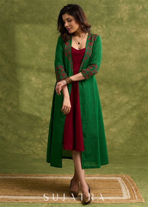 Hand Crafted Emerald Green Cotton Shrug With Vibrant Maroon Applique A ...