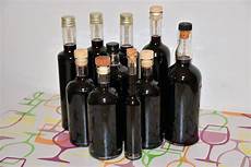 liquore fatto in casa liquore di mirto fatto in casa chifadasefapertre liquore fatto in casa liquore di mirto fatto in casa chifadasefapertre