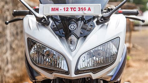 Yamaha Fazer 2014 FI version 2.0 Exterior Bike Photos - Overdrive