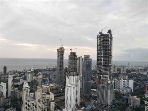 The varied benefits of residing on the MMR’s periphery