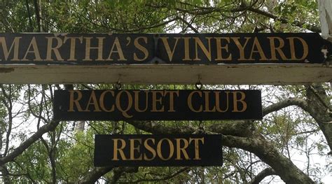 MARTHA'S VINEYARD RESORT (Oak Bluffs, MA) - Hotel Reviews & Photos ...