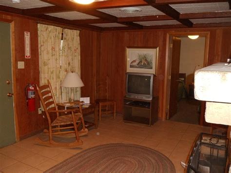 JOHN JAMES AUDUBON STATE PARK - LODGING (Henderson) - Campground ...