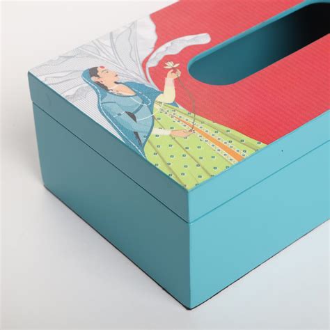 Buy Raisa Raja Rani Printed Wooden Tissue Holder - 23x13x7cm from Home ...