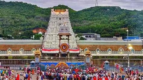 Tirumala : శ్రీవారి ఆర్జిత సేవలు, దర్శన టికెట్ల షెడ్యూల్ విడుదల - 10TV ...
