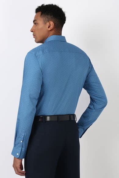 Buy Men Blue Regular Fit Formal Shirt Online - 39688922 | Peter England