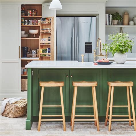 20 Kitchen Design Trends You'll See Everywhere in 2025