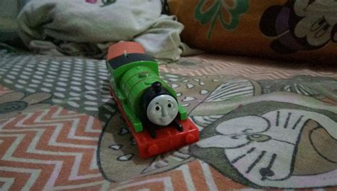 Buy Thomas & Friends Trackmaster, Motorized Percy Train Engine ...