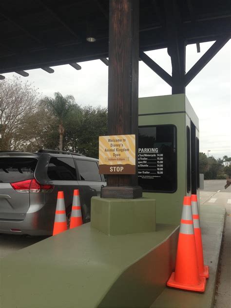 Disney's Animal Kingdom - Parking in Kissimmee | ParkMe