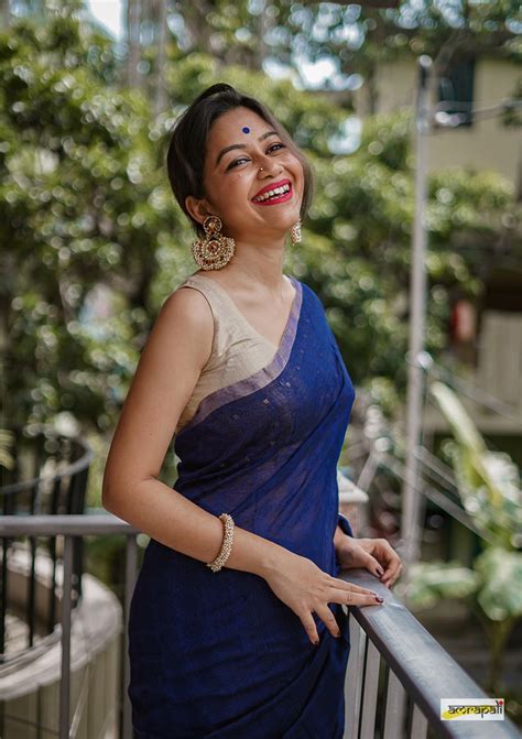 Pure Mercerised Cotton in Jacquard Weave with Woven Sequins – Amrapali ...