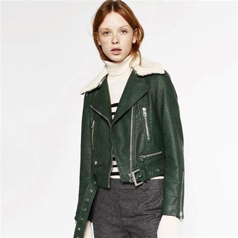 Zara Women's Green Jacket | Depop