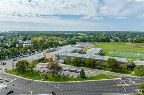 West Babylon Senior High School in West Babylon, NY - Homes.com