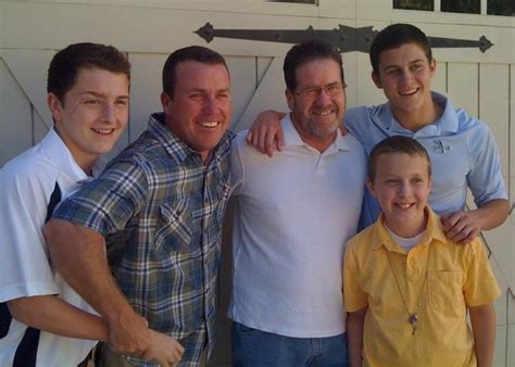 Discovering The Life Of Rodney Carrington's Children