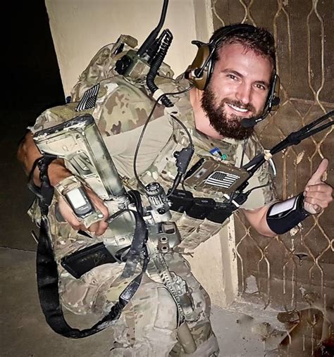 ‘Danger close’: TACP receives Silver Star after calling in airstrikes ...