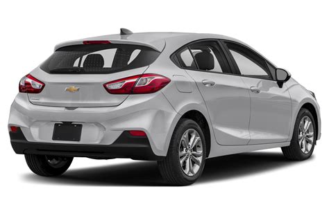 Chevrolet Cruze Features 的图像结果