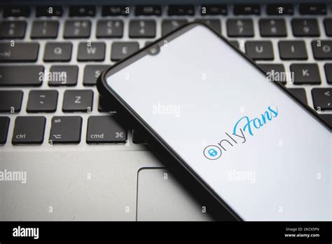 OnlyFans Logo auf einem Display