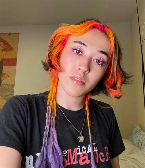 What Is the Jellyfish Haircut? - The New York Times