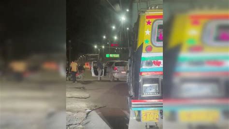 Viral Video: Beer-Drinking Men Cause Roadblock With Car in Prayagraj ...