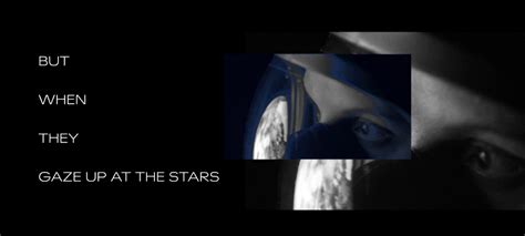 Three Body Problem Simulation GIF 的图像结果