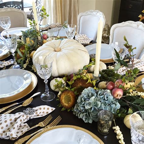 Simple Thanksgiving Tablescape - Randi Garrett Design