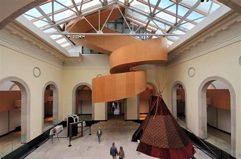 Visit to the Art Gallery of Ontario in Toronto