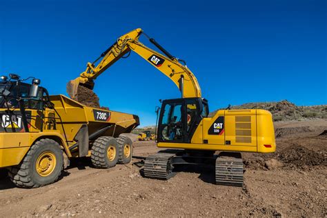Cat 320 Hydraulic Excavator - Warren CAT