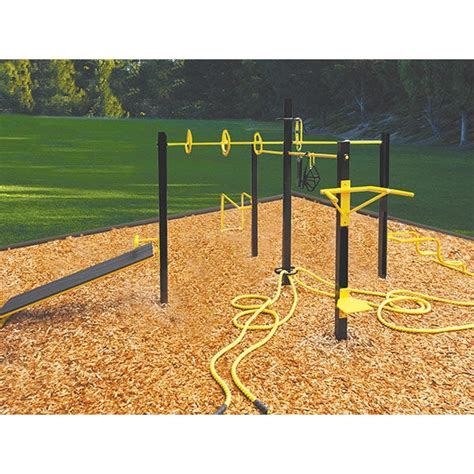Outdoor Workout Equipment 的图像结果