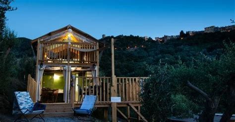 Glamping, architetture green e hi-tech per la nuova frontiera del ...