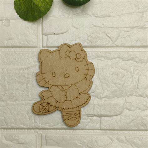 Cutouts and fridge magnets – insane craft supplies