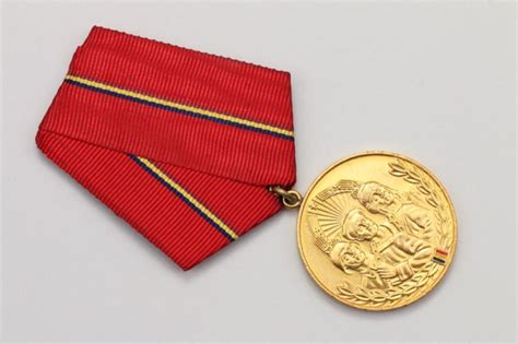 ratisbon's | Rumänien - Medaille für soldatische Tugend | DISCOVER ...