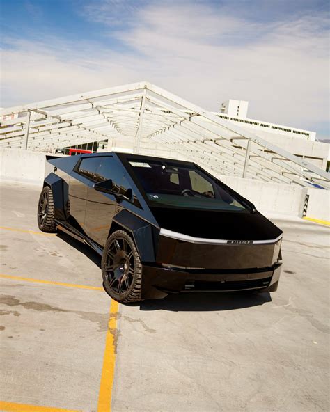 Mexican Tuner Shows Off Widebody Tesla Cybertruck On 26-Inch Wheels | Carscoops