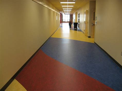 pvc塑胶地板|同质透心弹性地板|pvc防静电地板|pvc运动地板—佛山市耀江建筑材料有限公司