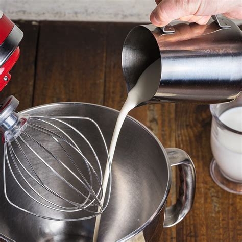 9 Substitutes for Heavy Cream: A Complete Guide