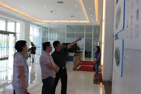 蚌埠市委市政府领导莅临大连德豪光电科技有限公司参观 - 德豪润达官网