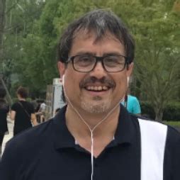 The Shoot Apical Meristem: An Evolutionary Molding of Higher Plants[v1 ...